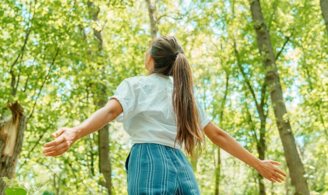 “正是泡温泉的好季节